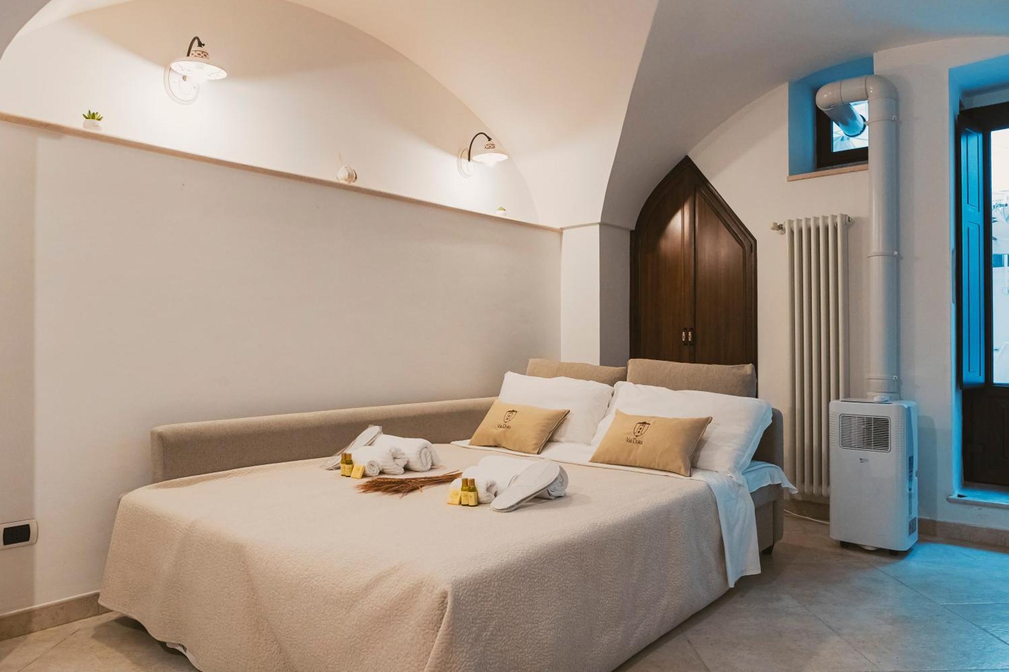 Via Dura - Apulian Sweet House - In Pieno Centro Storico Villa Locorotondo Eksteriør billede
