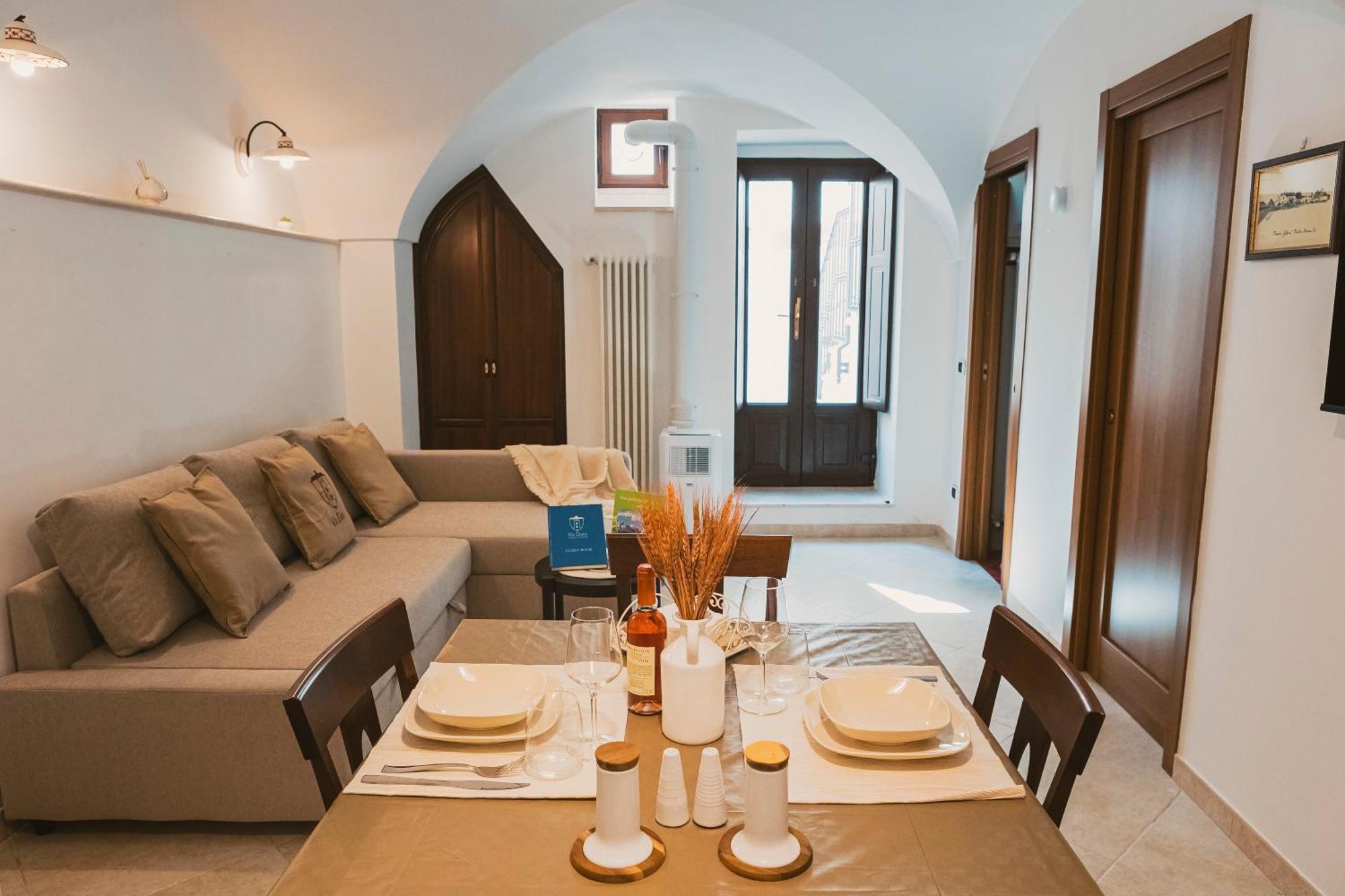 Via Dura - Apulian Sweet House - In Pieno Centro Storico Villa Locorotondo Eksteriør billede